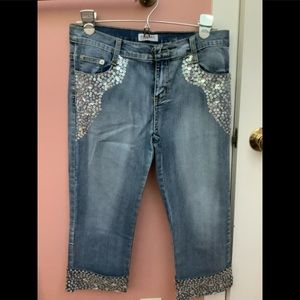 Oxygene bling Capri jeans 28-29.